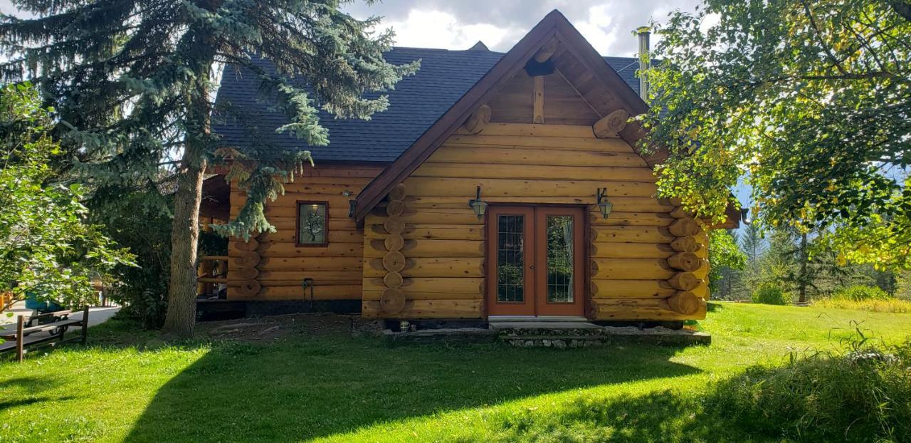 Kicking Horse Canyon Guest House Golden Exterior photo